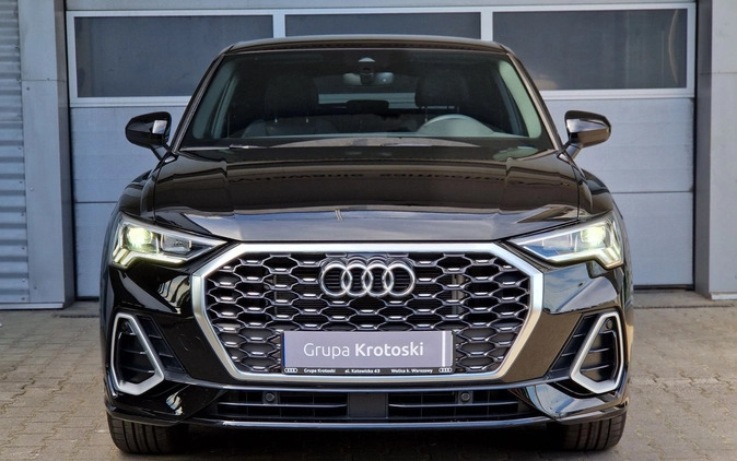 Audi Q3 cena 238900 przebieg: 8000, rok produkcji 2023 z Zbąszynek małe 781